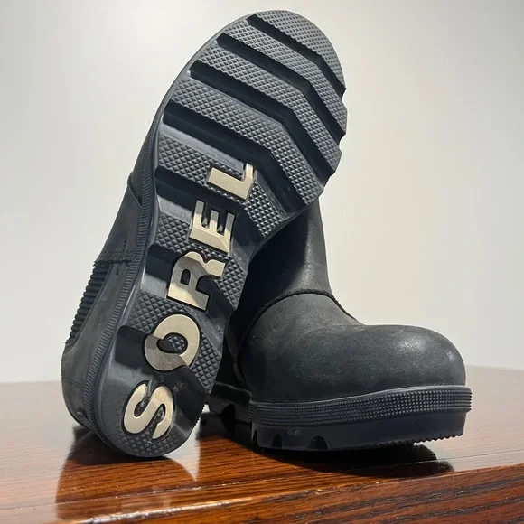 SOREL Boots - Picture 4 of 5